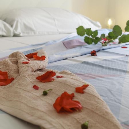 Charming House On The Beach And Deluxe Apartment Pula Room photo