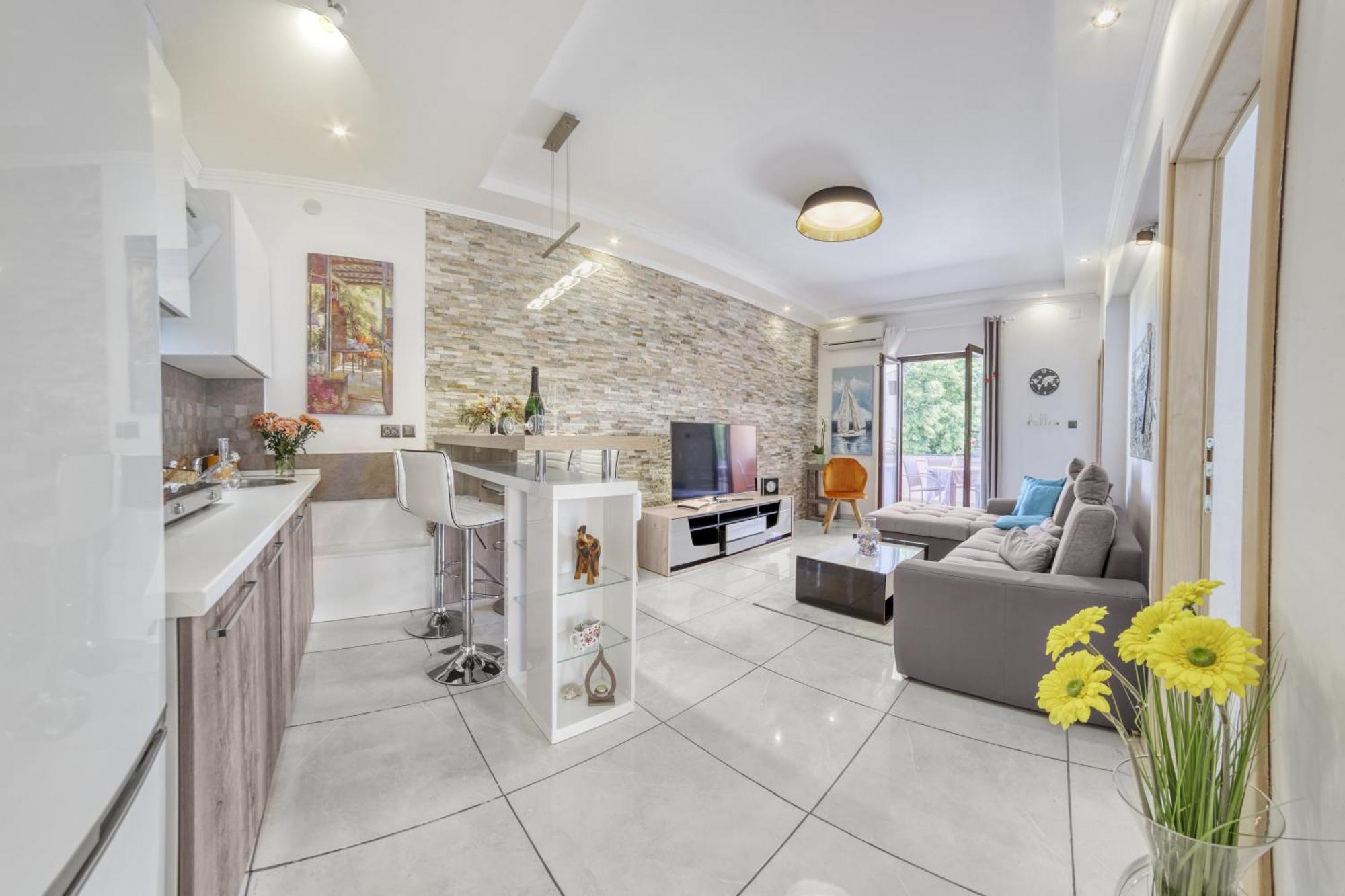 Charming House On The Beach And Deluxe Apartment Pula Room photo